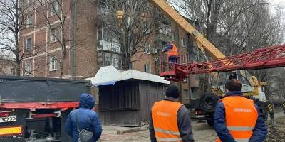 Продовжується демонтаж незаконних споруд