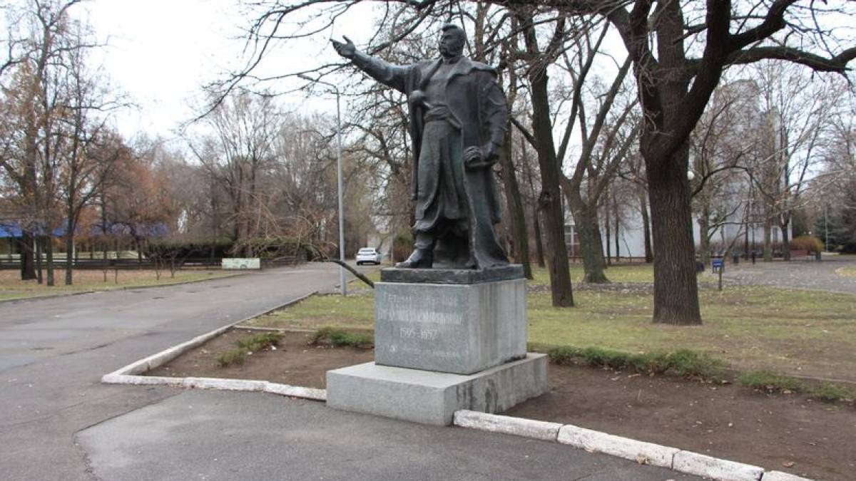 У Запоріжжі Богдана Хмельницького взяли під охорону