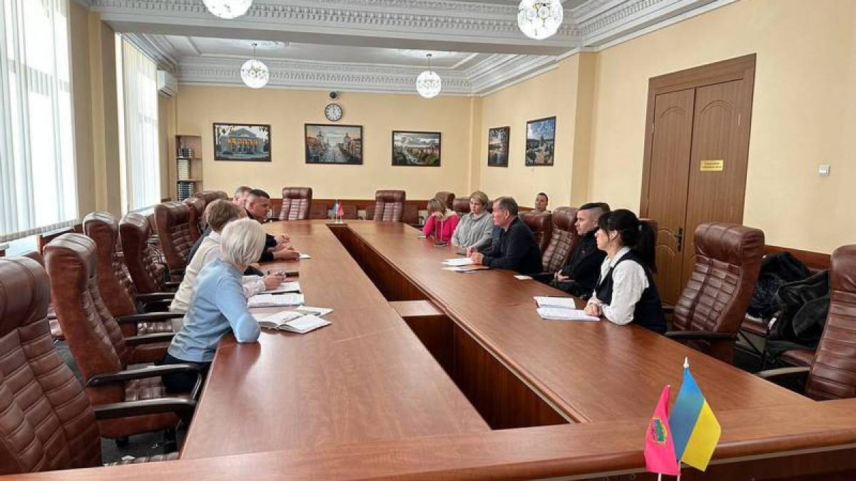 В Запорожье власть готова встретиться с жителями пострадавших от обстрелов домов
