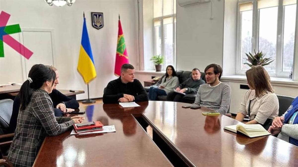У Запоріжжі обговорили питання облаштування шелтерів для переселенців та мешканців пошкоджених будинків