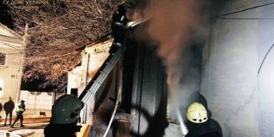 Запорізькі рятувальники ліквідували 2 пожежі