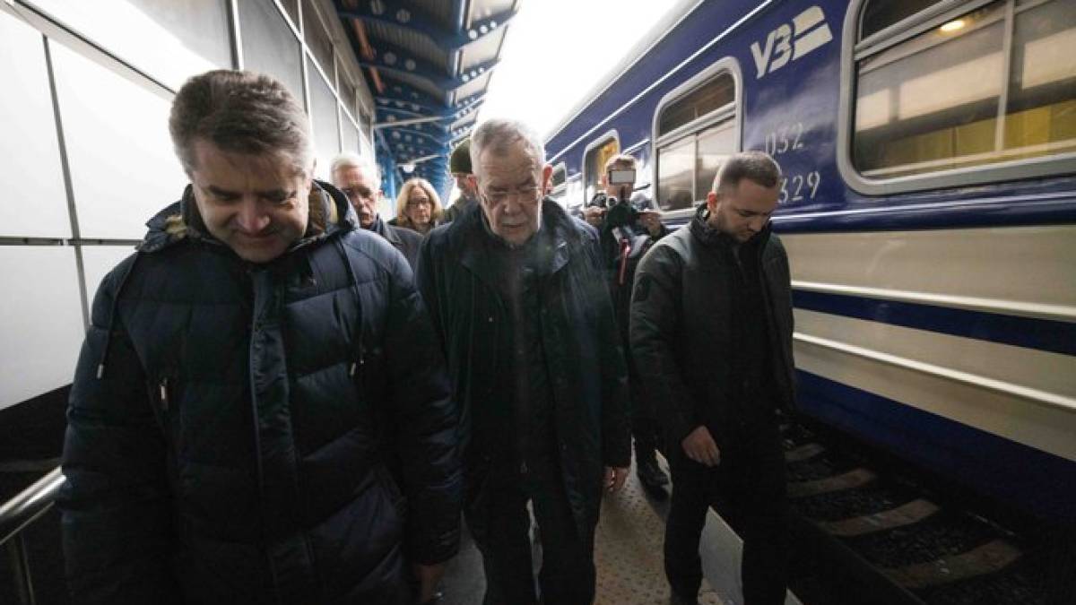 Президент Австрії прибув до Києва і пояснив мету свого візиту