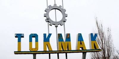 Токмак: окупанти виселяють людей із житла, заселяючи в нього місцевих колаборантів
