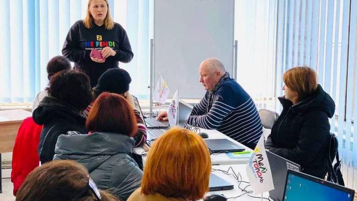 У Запоріжжі розширив послуги центр допомоги мелітопольцям «Саме тут»