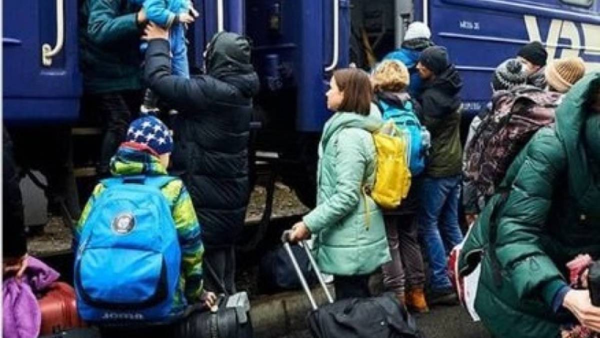 Безкоштовна евакуація з Запоріжжя: куди звертатися?