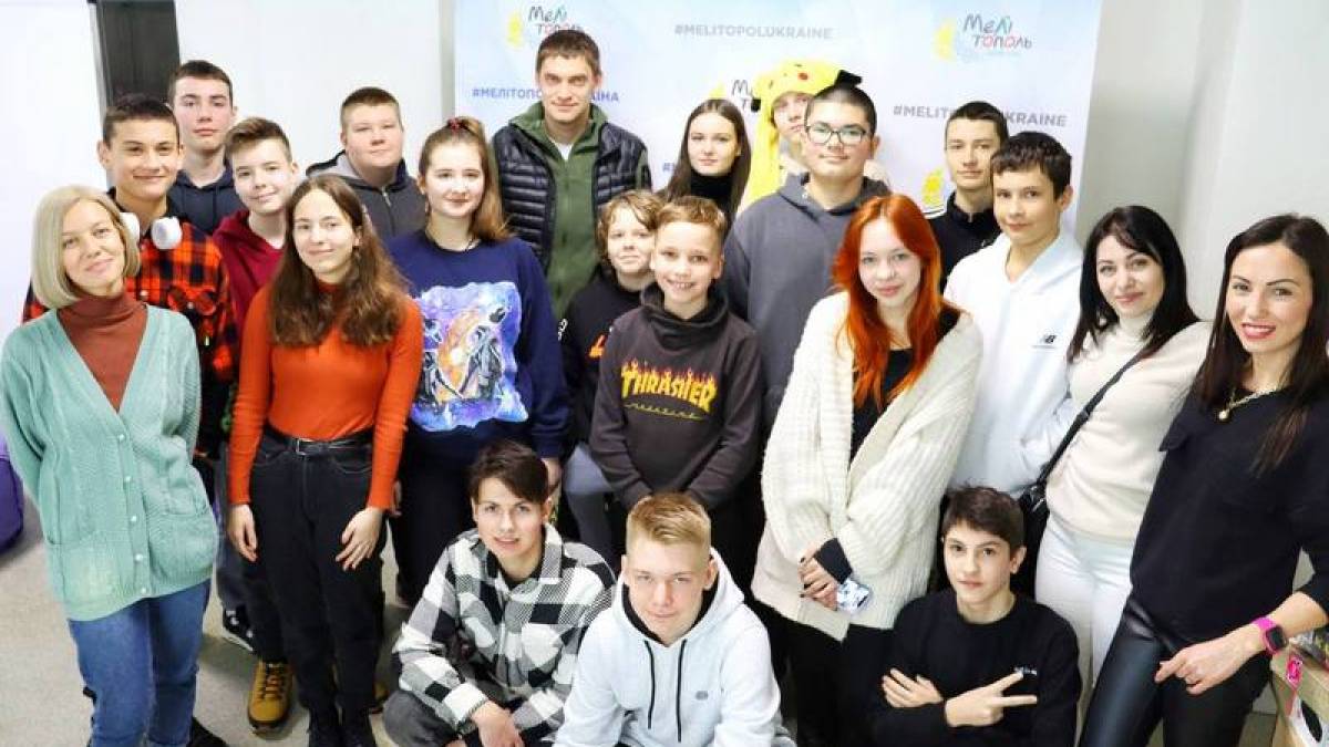 Мер Мелітополя Іван Федоров: у теплій атмосфері поспілкувався з нашими  дітьми