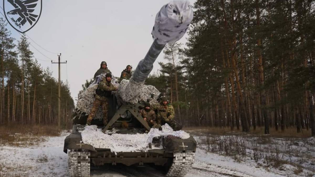 Загальні бойові втрати противника з 24.02.22 по 15.02.23 – Генштаб ЗСУ: 139770 (+690) осіб, 219 (+1) спецтехніка, 236 (+2) засоби ППО, 2303 (+4) артсистем