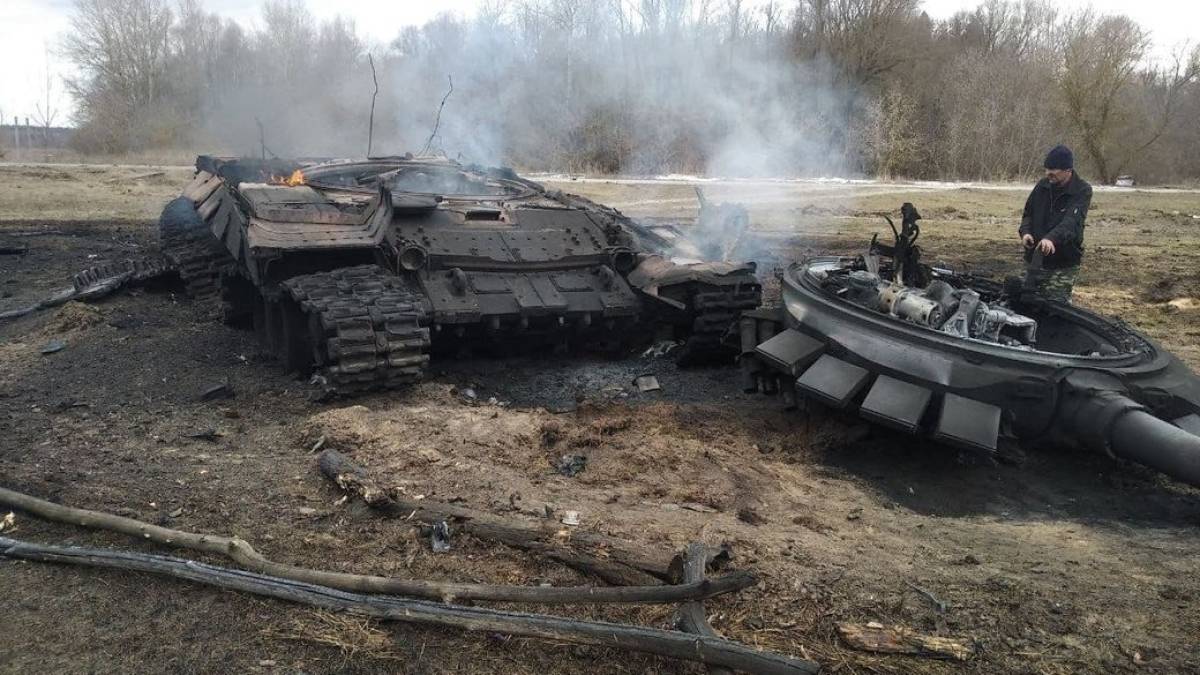 Загальні бойові втрати противника з 24.02.22 по 18.02.23 – Генштаб ЗСУ: 142270 (+1010) осіб, 243 (+2) засоби ППО, 2016 (+3) БПЛА