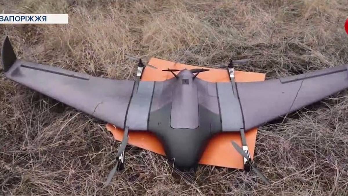 У Запоріжжі волонтери передали військовим безпілотник-розвідник «Хорт»