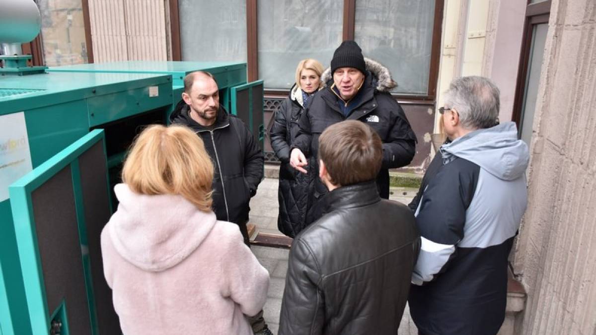 Запорізька обласна філармонія отримала потужний генератор
