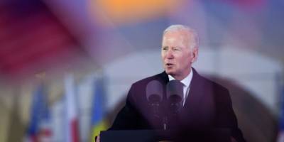 Байден завершив європейське турне та вилетів із Польщі