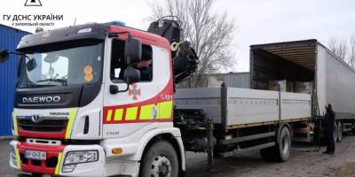 Запорізькі рятувальники отримали гуманітарну допомогу — м’ясні консерви (фото)