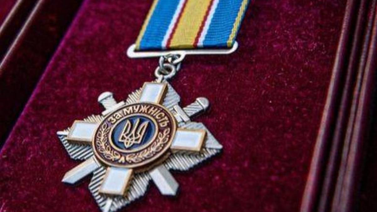 Енергетика з непокореного Оріхова нагороджено орденом «За мужність»