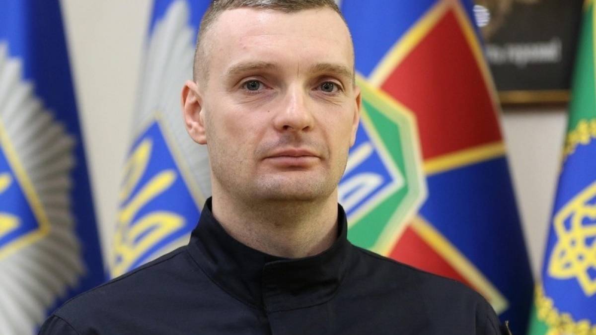 Рятувальник із Запоріжжя став героєм книги «Історії героїзму та самопожертви»