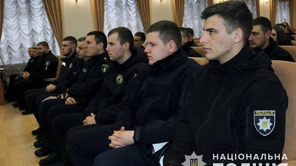 Керівники поліції Запорізької області зустрілися з курсантами, які  пройшли підготовку в територіальних підрозділах