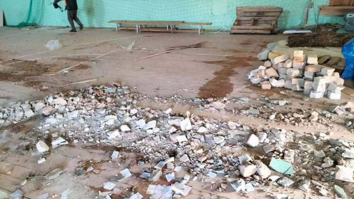 Навчальний комунальний заклад Оріхова постраждав від ракетного удару (фото)