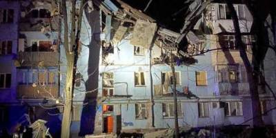 Взрывы в Запорожье ночью 2 марта: от вражеской ракеты пострадала многоэтажка