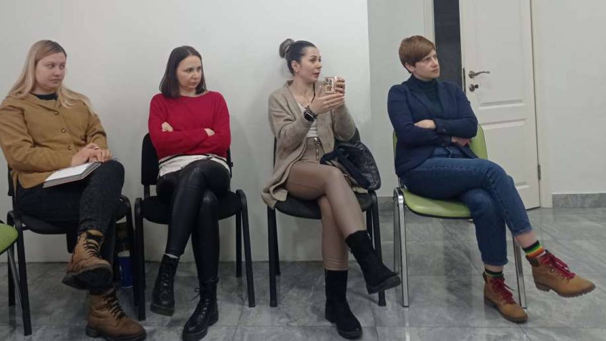 На запорізькій «Медіабазі» вчили, як не «втратити» себе від стресу