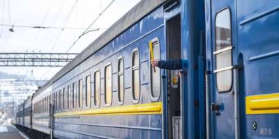 Оновлення по затримках поїздів  – “Укрзалізниця”