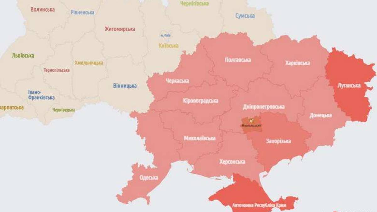 В Запорожье продолжается «воздушная тревога», но теперь «покраснели» еще несколько областей