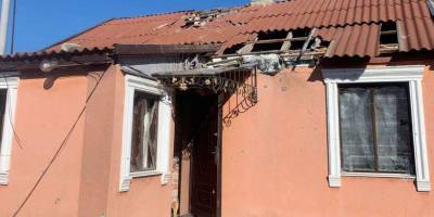 На Запоріжжі ворог обстріляв Комишуваську громаду: поранено місцеву мешканку, зруйновано будинки
