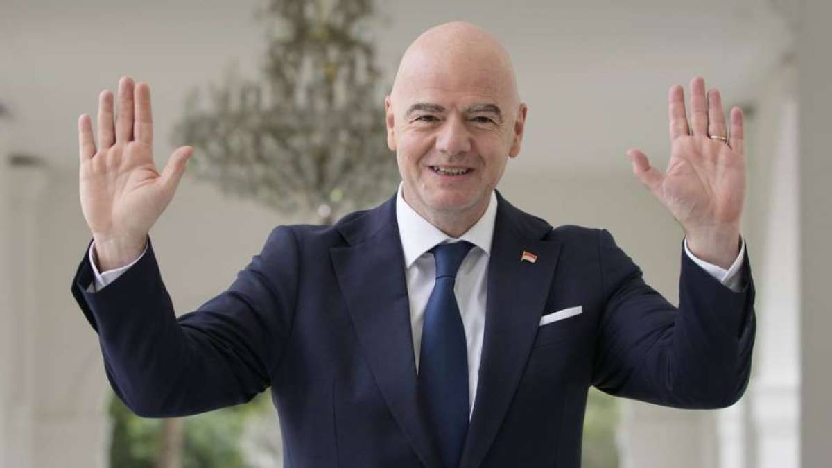 Інфантіно переобрано на посаду президента ФІФА. Швейцарець був єдиним кандидатом