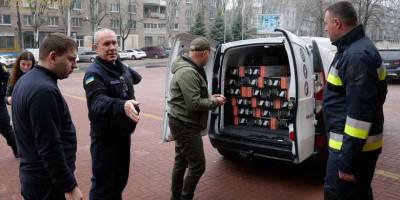 Запорізькі рятувальники отримали гуманітарну допомогу від “Helper Україна” – 40 електричних конвекторів