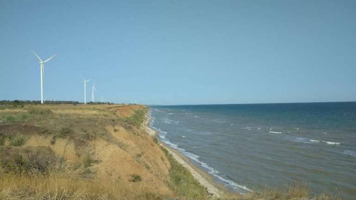 Загарбники почали марити про курортний сезон на Азові