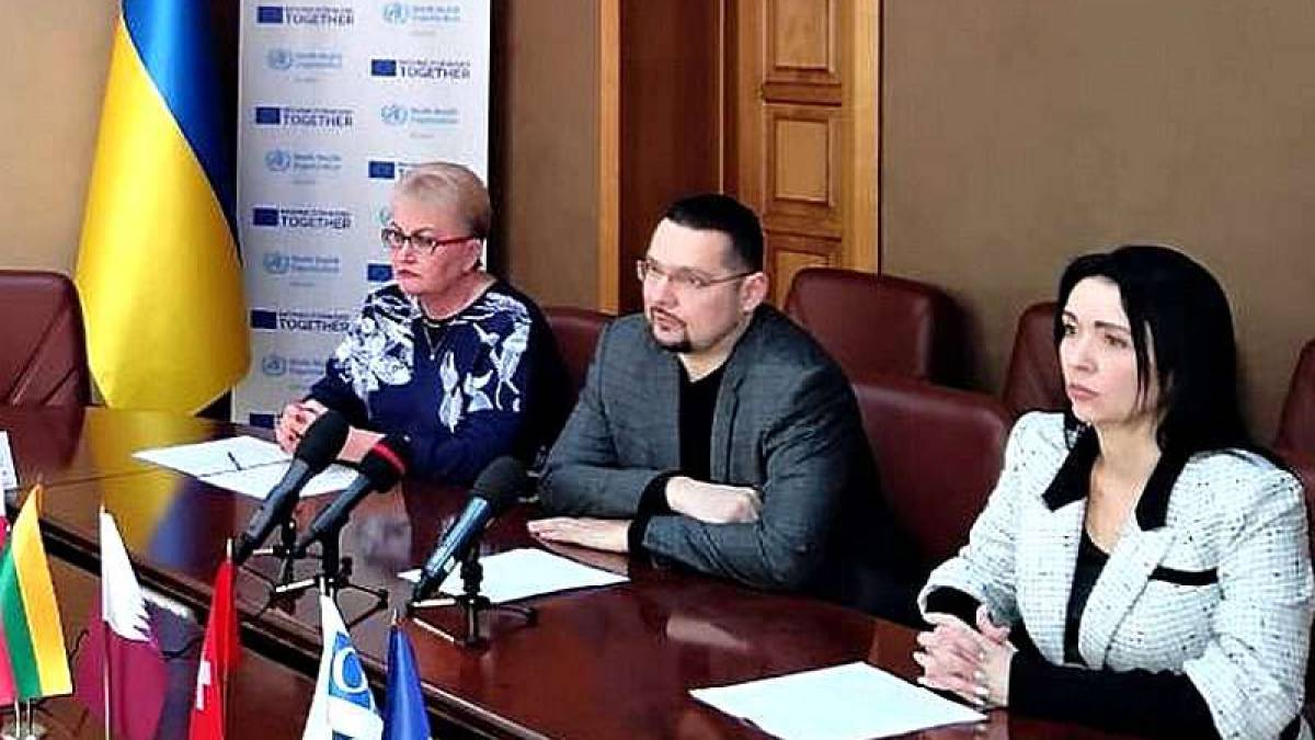 COVID-19 нікуди не зник! Люди досі хворіють та помирають від важкого перебігу хвороби