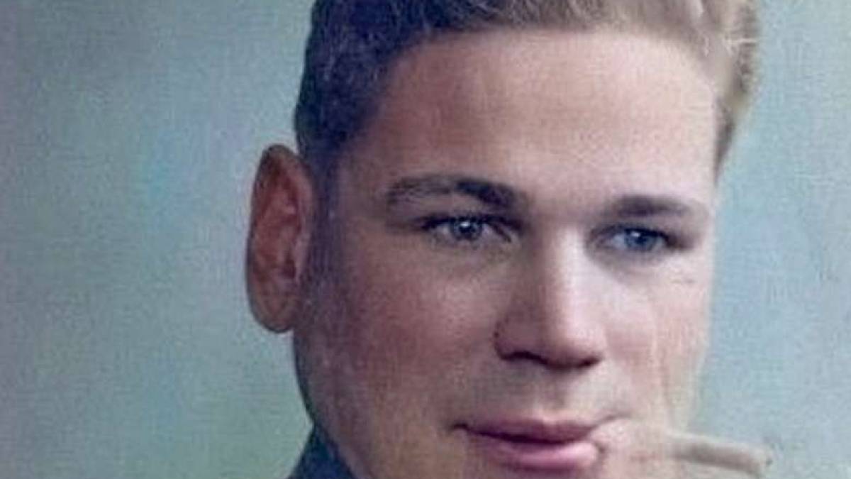 Думки вголос запорізького журналіста: «У мого батька – день народження: йому – 100 років»