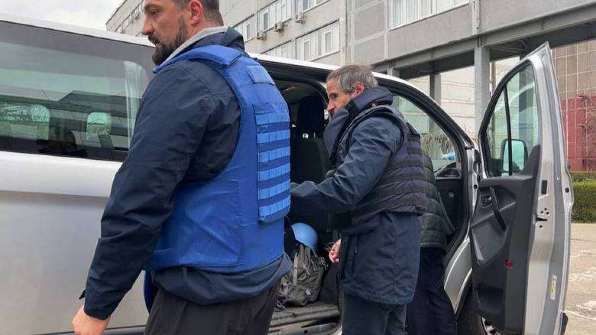 Генеральний директор МАГАТЕ Рафаель Гроссі покинув Запорізьку АЕС