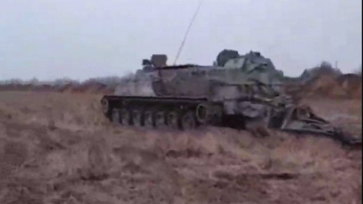 На Запоріжжі окупанти заміновують поля за допомогою радянського мінного загороджувача