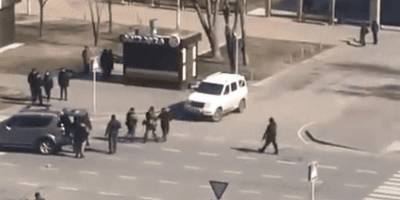Окупанти звозять на захоплену Запорізьку АЕС награбовані машини