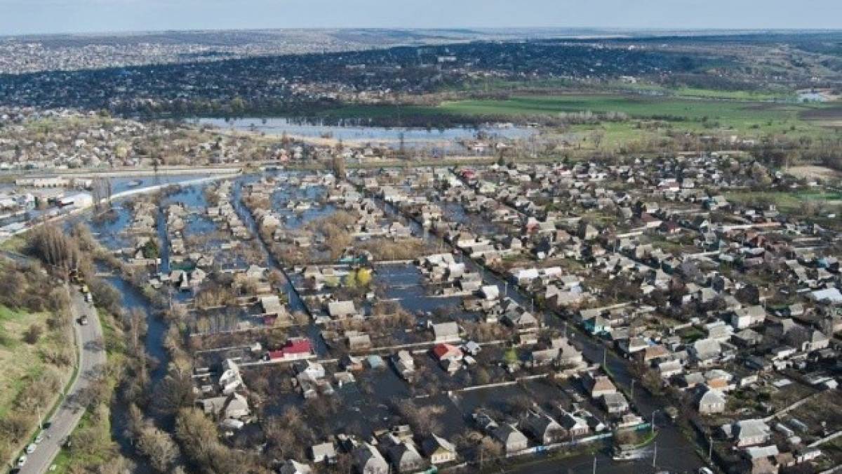 У Краматорську через прорив частини дамби підтоплені близько 260 будинків
