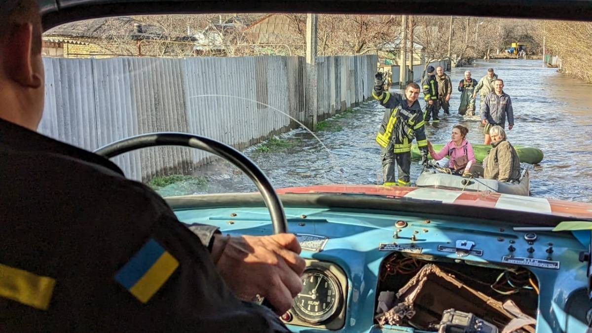 Людей евакуюють човнами – наслідки прориву дамби в Краматорську