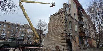 У Запоріжжі готують для консервації будинок, у якому ракета ворога зруйнувала один із під’їздів