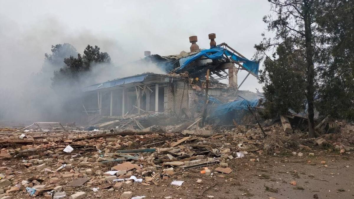 Російська армія здійснила авіаудар по громаді Пологівського району: зруйновано школу