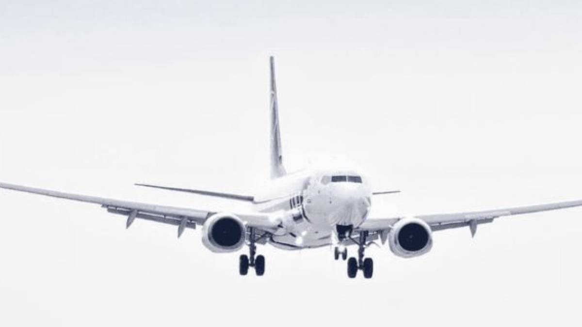 Авіасполучення в Україні відкриють одразу після закінчення війни, а не у 2029 році — Украерорух