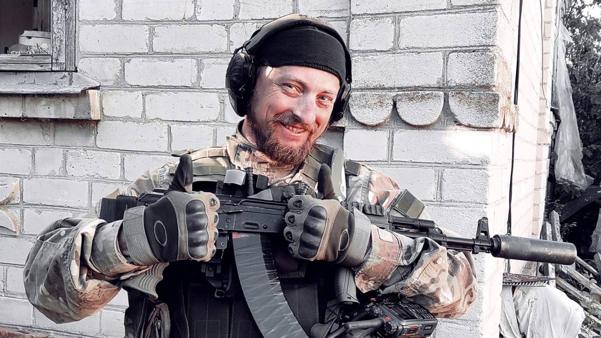 Михайло Савицький: “Інтелектуальність і виваженість – це саме те, чого багатьом людям, у тому числі і на війні, не вистачає”