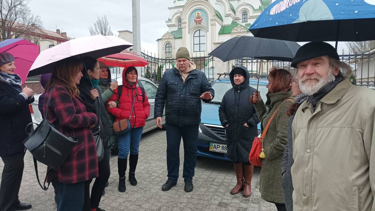 Пам’ятними місцями Запоріжжя разом із Валерієм Стойчевим