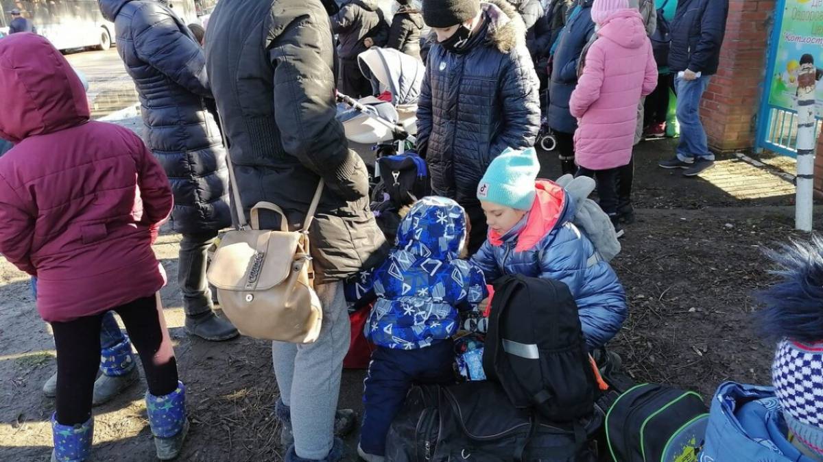 Військові рф вивезли кілька сотень підлітків з окупованих міст Запорізької області
