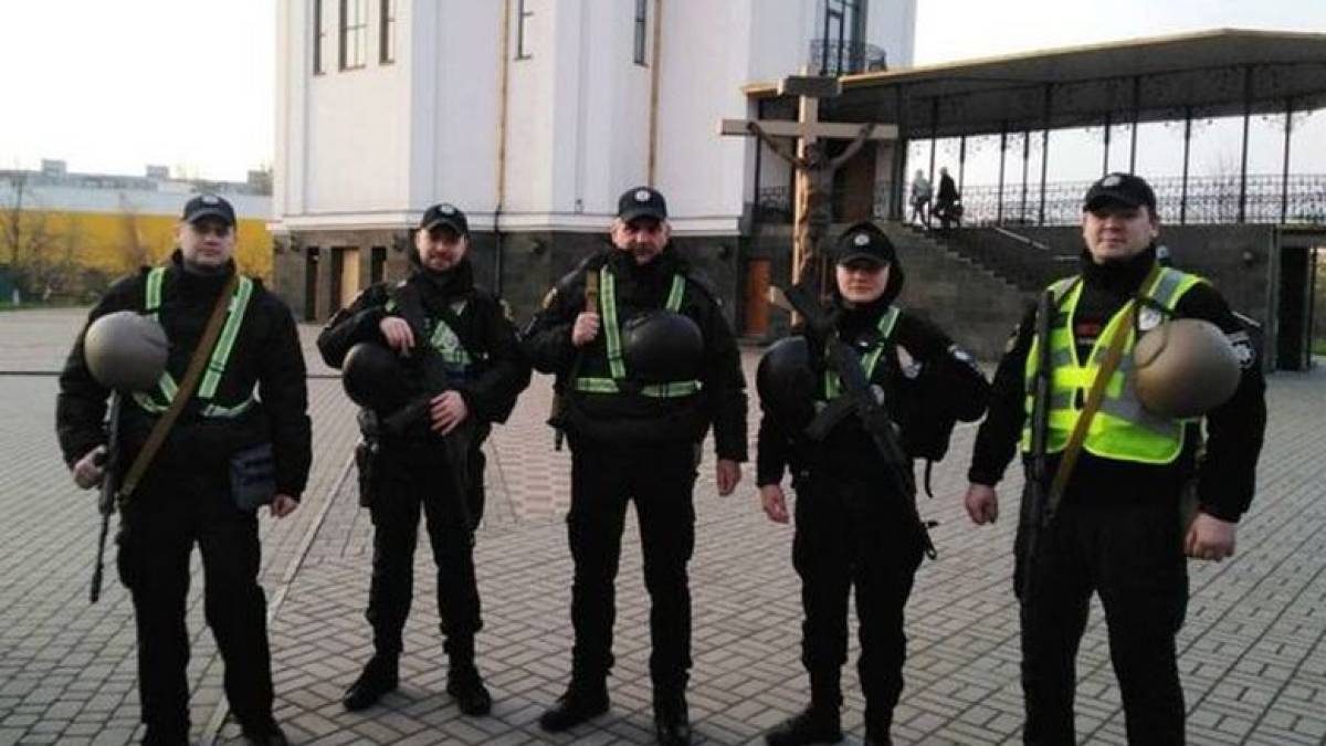 У Запоріжжі на Великдень до охорони громадського порядку було залучено понад 400 правоохоронців