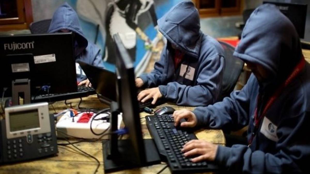 На Запоріжжі окупанти створюють “кібердружини”