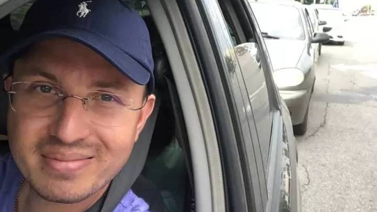 Головний юрист Запорізької облради під час війни купив новий позашляховик