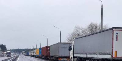 Польща встановила правила для транзиту агропродукції з України: супровід і ніяких зупинок на АЗС
