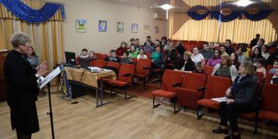 Запорізьким школярам розповіли про права споживачів