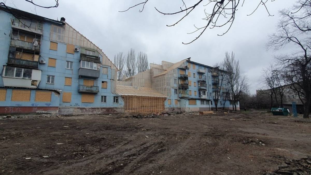 У Запоріжжі будуть відновлювати 11 будинків, які постраждали від ракетних ударів ворога