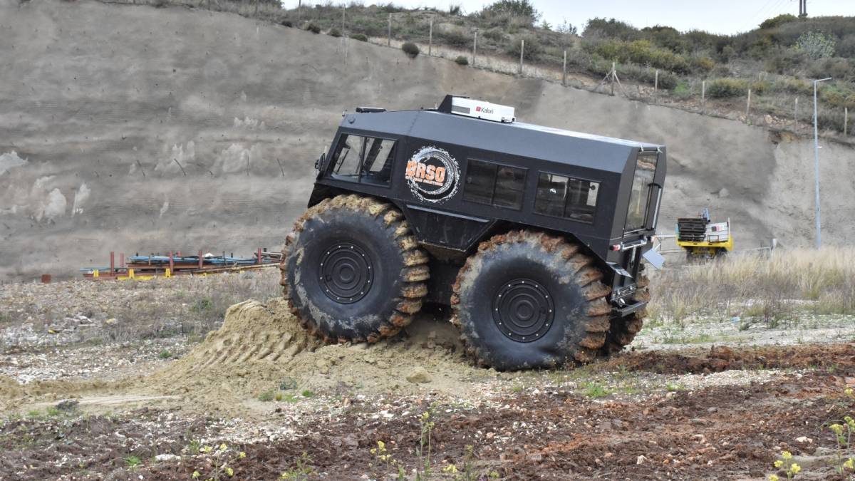 Українці побудували в Туреччині завод з випуску всюдиходів Sherp