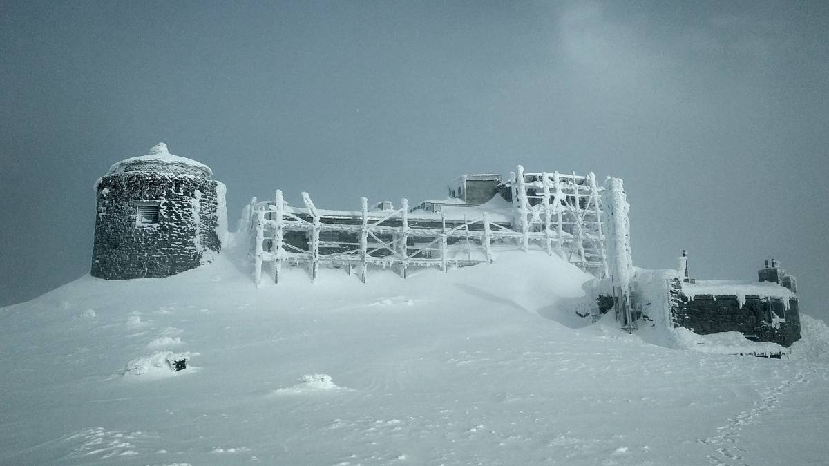 У Карпатах — хуртовина та 5° морозу