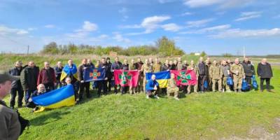 Україна повернула з російського полону 42 військових і двох цивільних